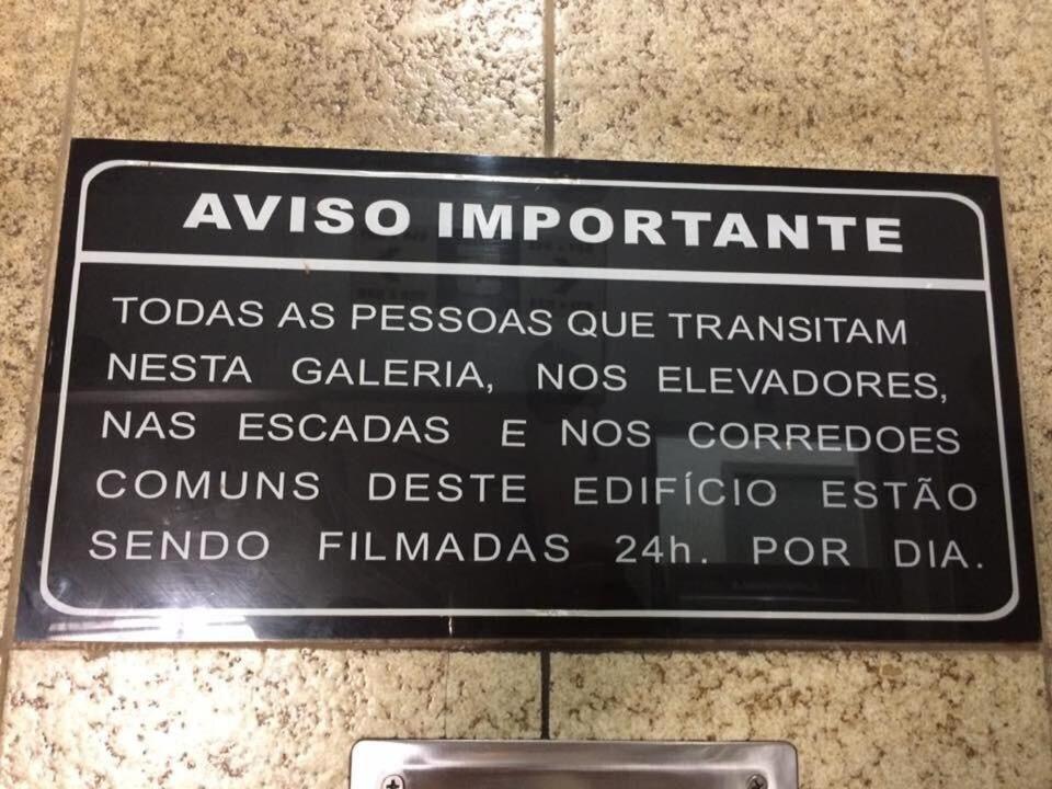 Em Copacabana A 50 Metros Da